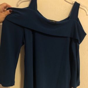 Blue open shoulder long sleeve blouse